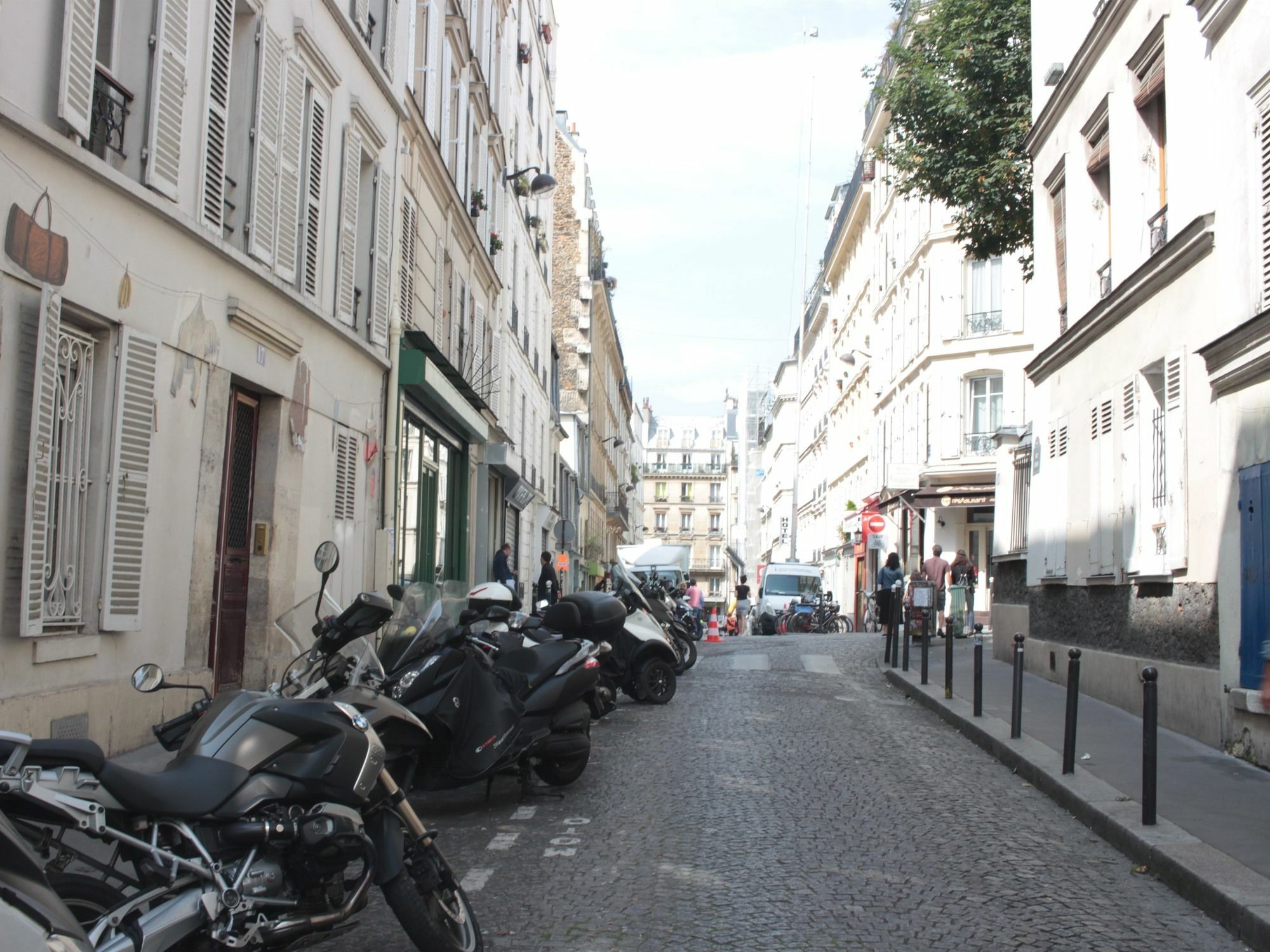 Montmartre Apartments Matisse Париж Екстериор снимка