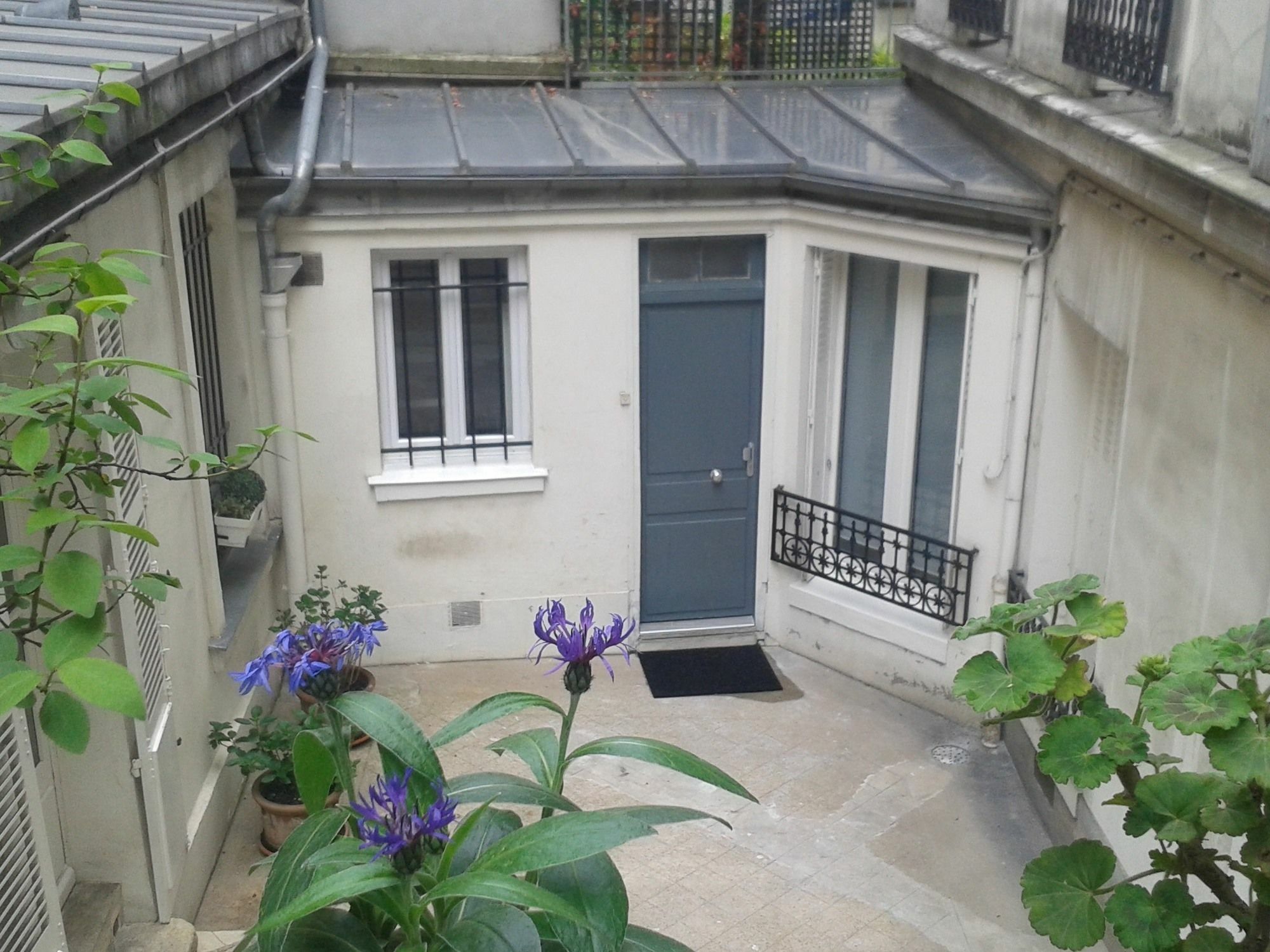 Montmartre Apartments Matisse Париж Екстериор снимка